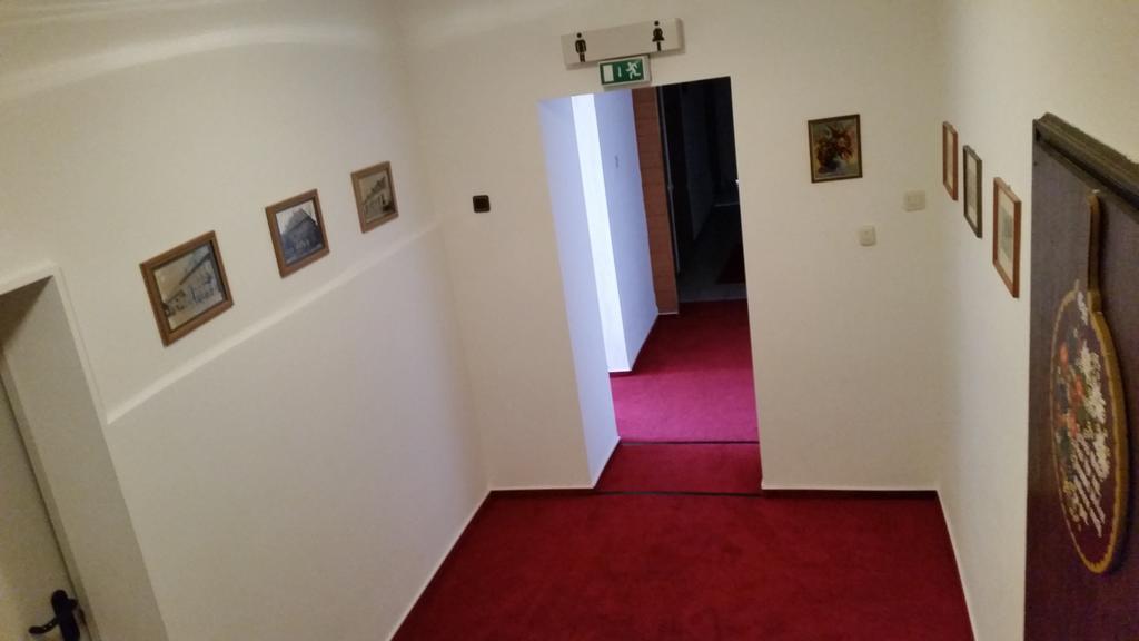 Hotel Dorfschenke Pirmasens Extérieur photo